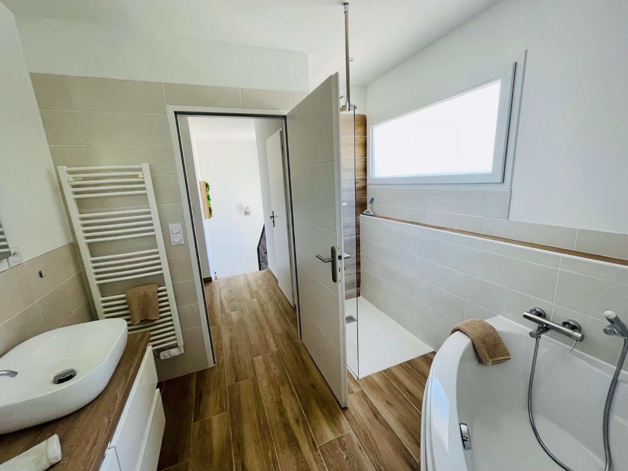 Les Jardins Du Castelas - Piscines, Jardins Et Spas Privatifs ユショー 部屋 写真