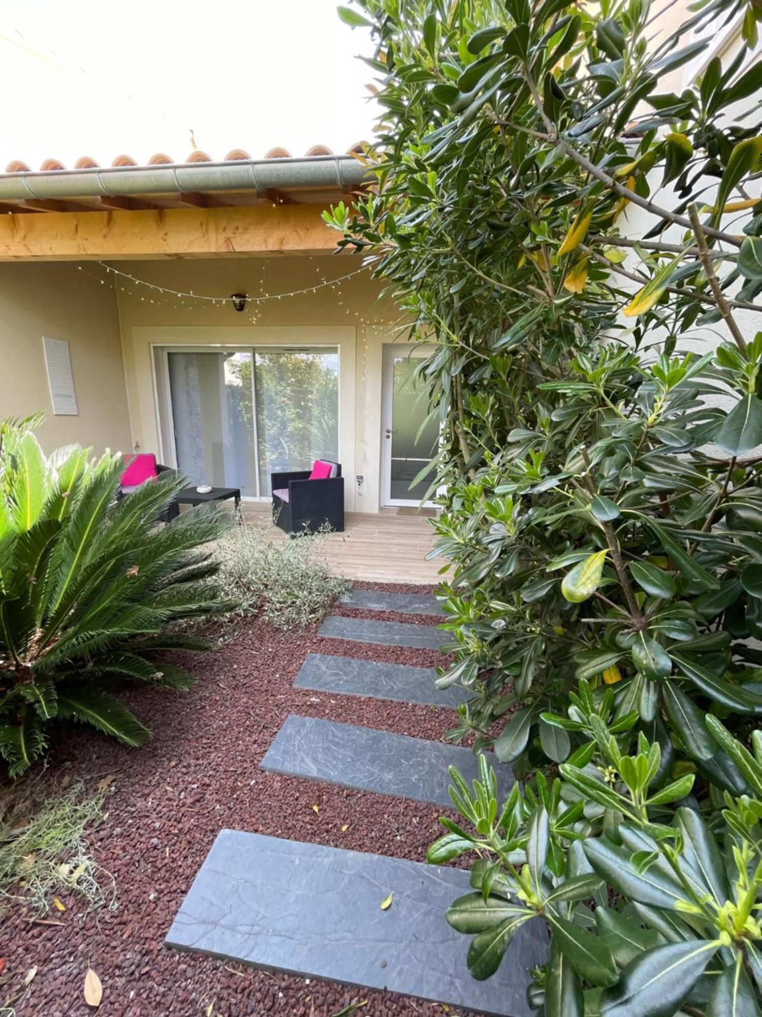 Les Jardins Du Castelas - Piscines, Jardins Et Spas Privatifs ユショー 部屋 写真